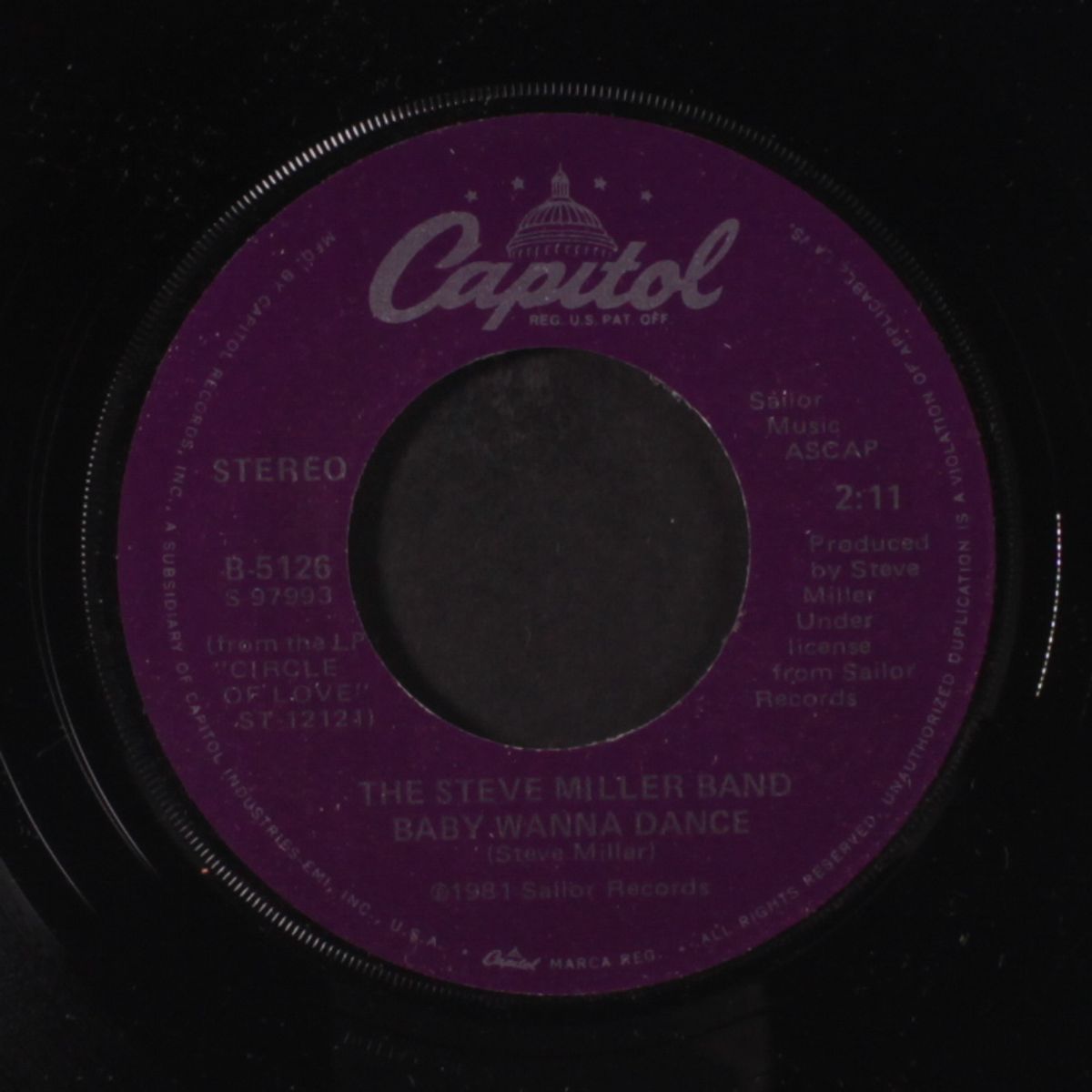 abracadabra / baby wanna dance by STEVE MILLER BAND