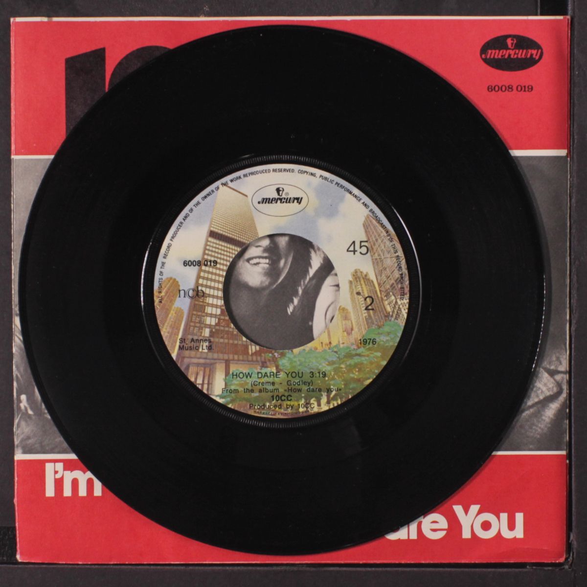 i'm mandy fly me / how dare you by 10 CC