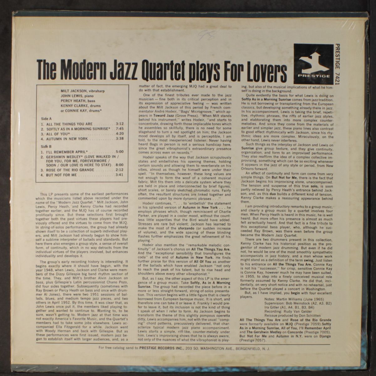 plays for lovers by MODERN JAZZ QUARTET