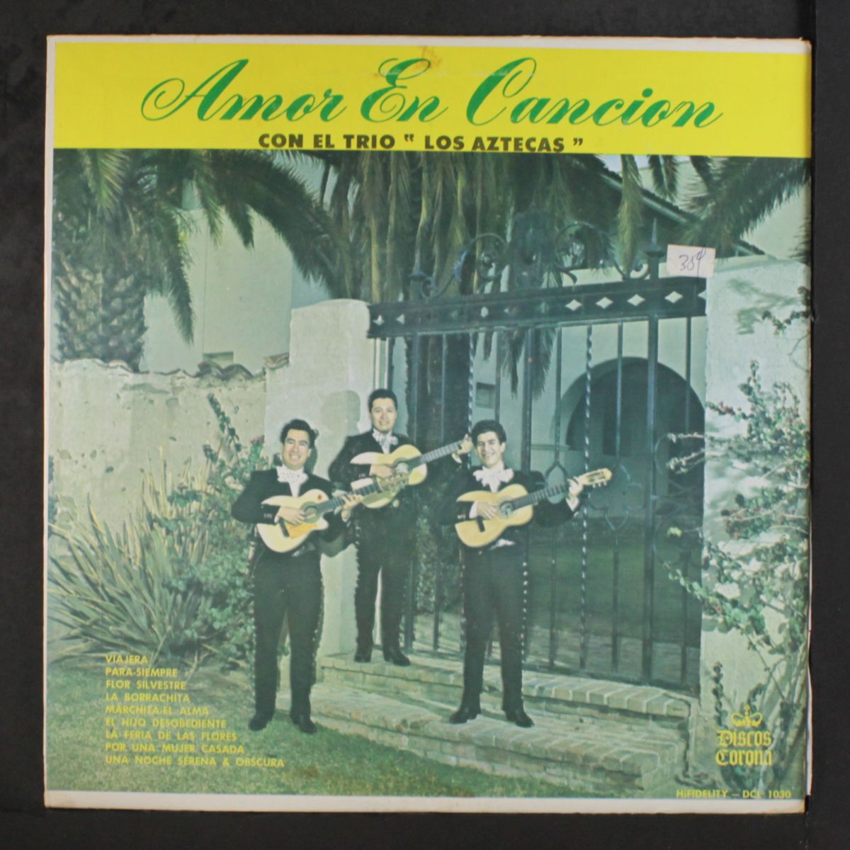 amor en cancion by LOS AZTECAS