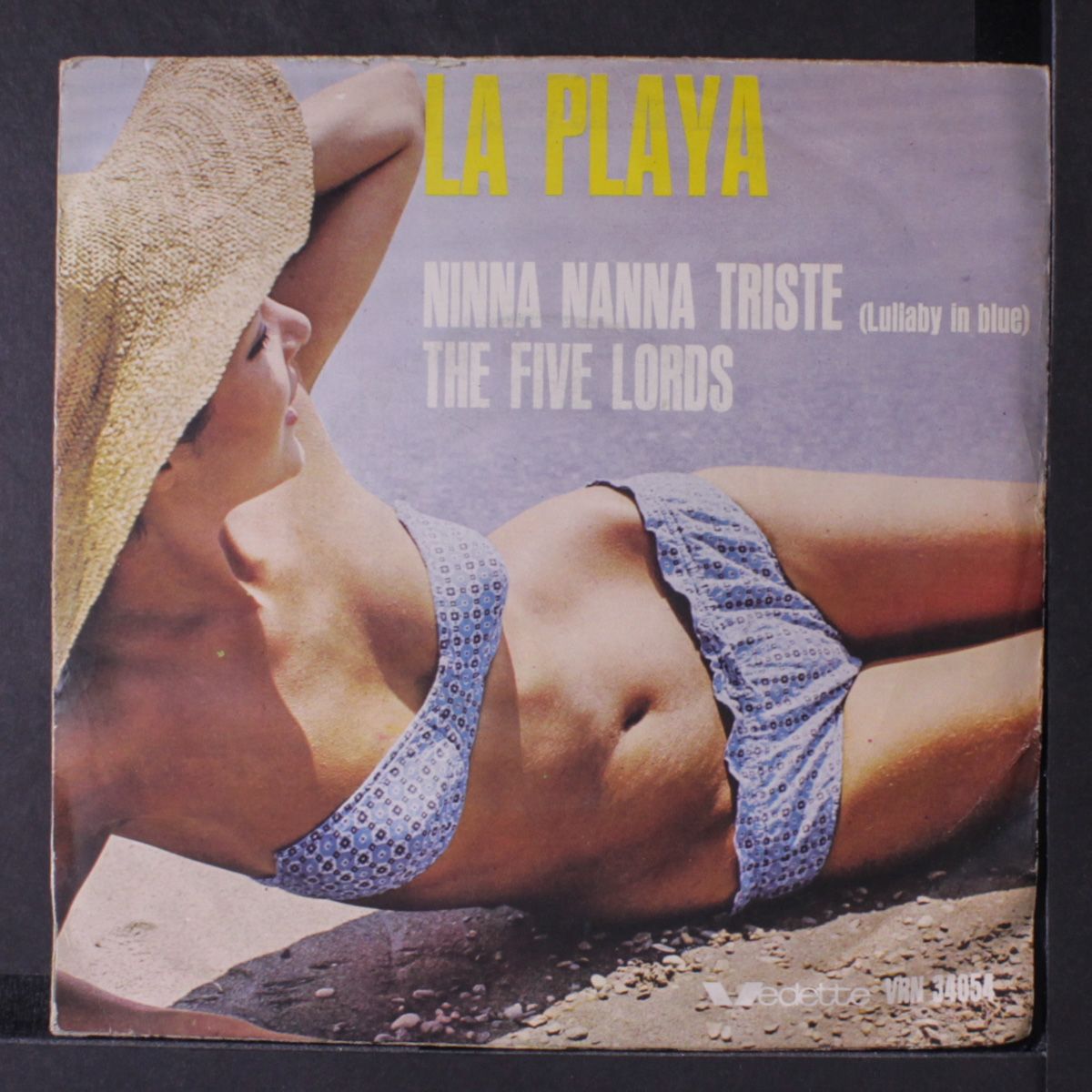 la playa / ninna nanna triste by FIVE LORDS