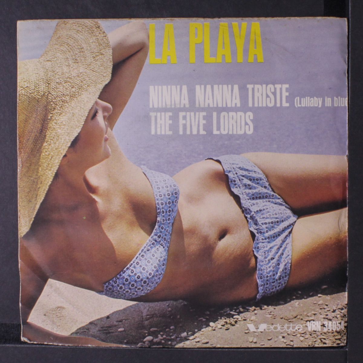 la playa / ninna nanna triste by FIVE LORDS
