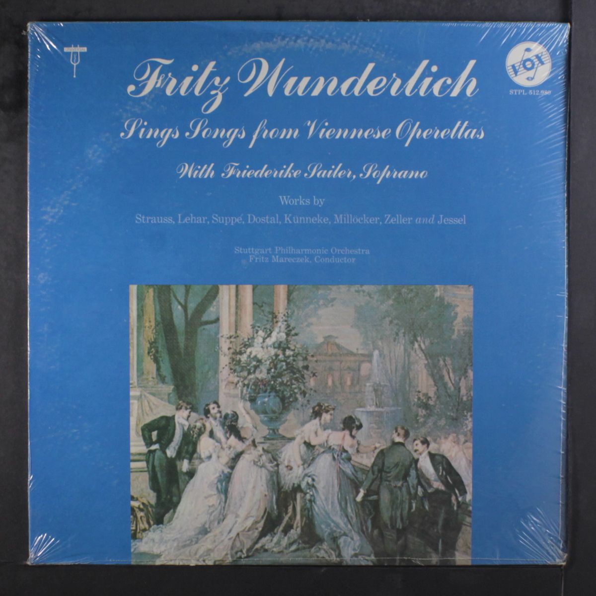 sings song sfrom vienese operettas by FRITZ WUNDERLICH