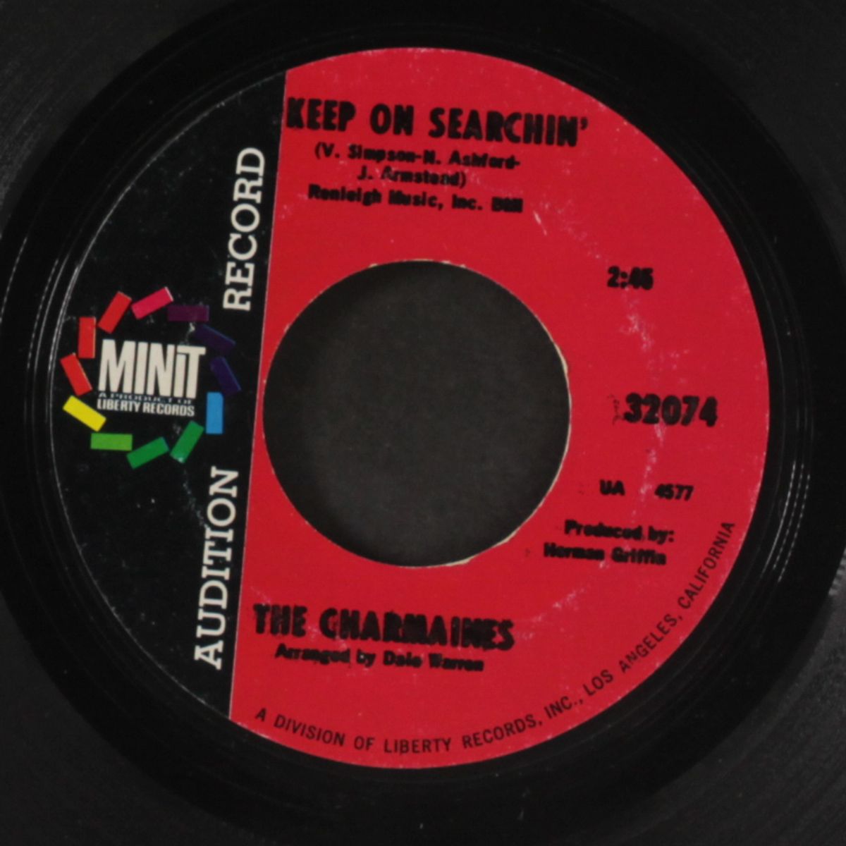 keep on searchin' / smile by CHARMAINES