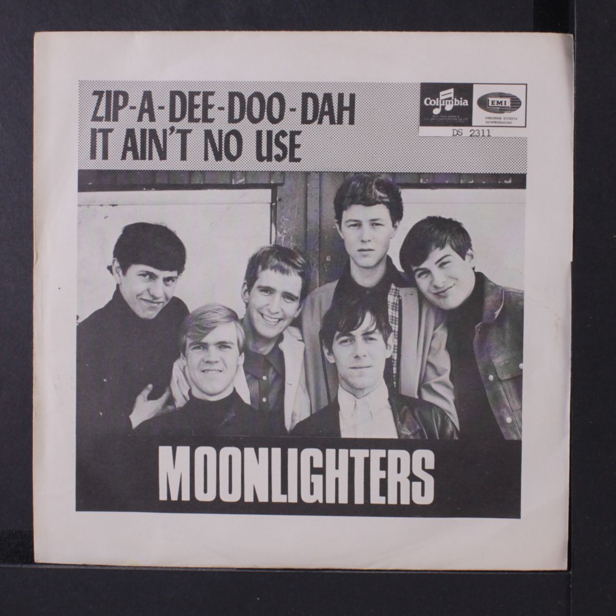 zip-a-dee-doo-dah / it ain't no use by MOONLIGHTERS