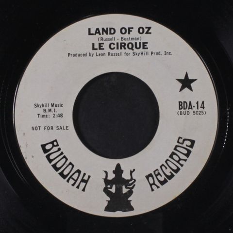 LE CIRQUE