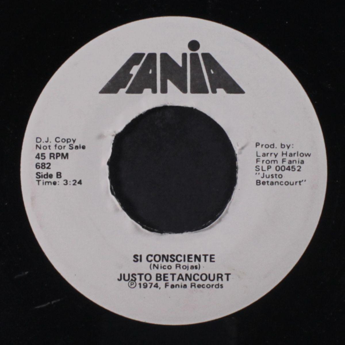 sigo bravo / si consciente by JUSTO BETANCOURT