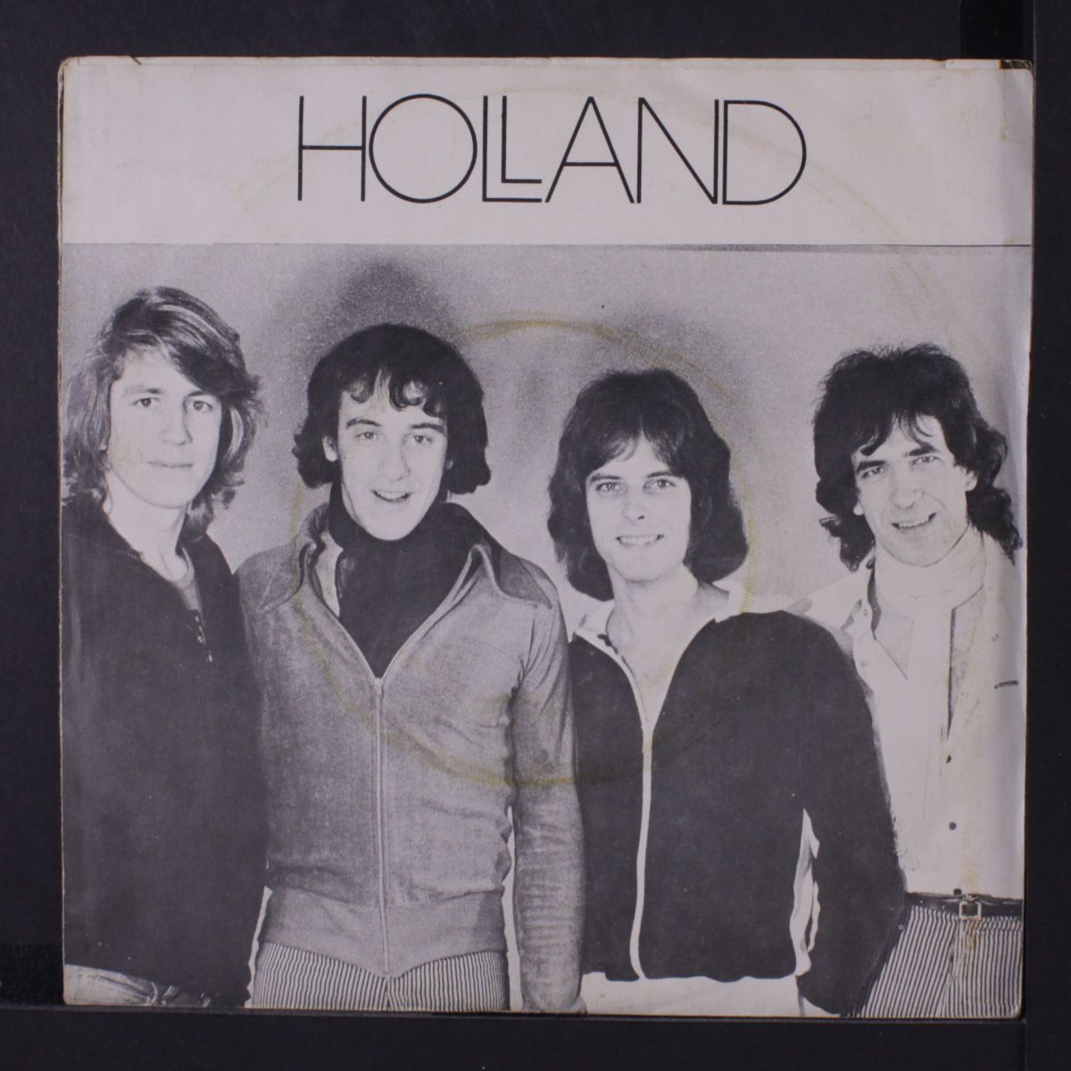 conversation / place of isolation by HOLLAND