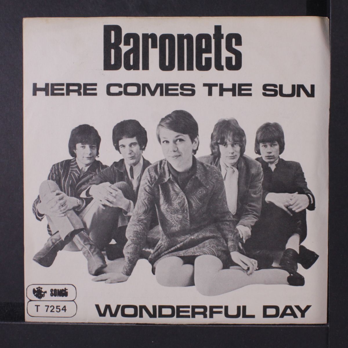 here comes the sun / wonderful day by BARONETS