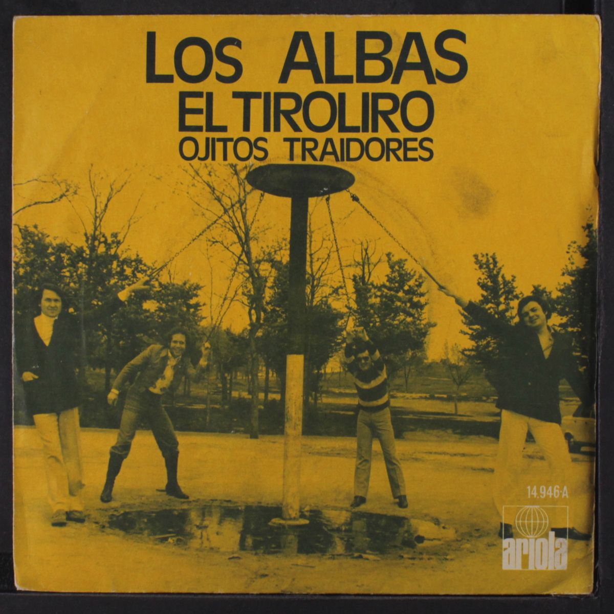 ojitos traidores / el tiroliro by LOS ALBAS
