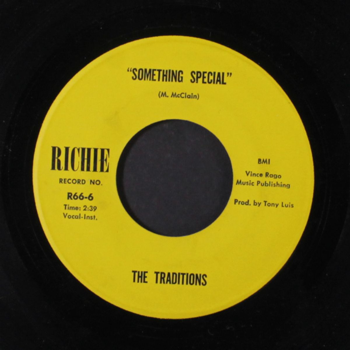 the lion / something special by TRADITIONS