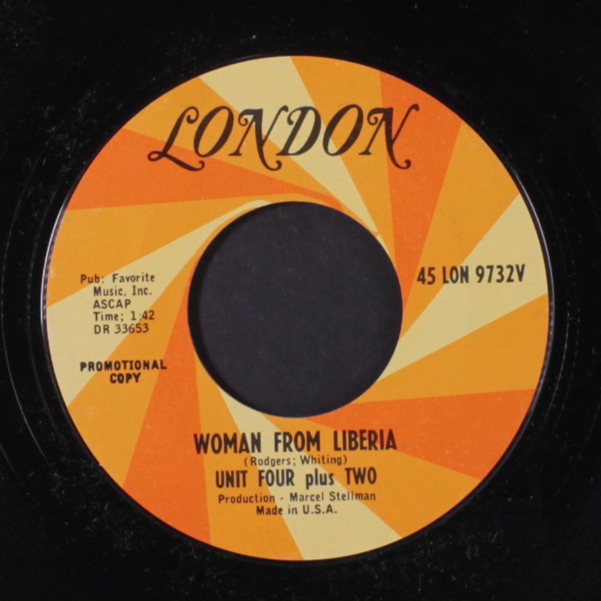 sorrow and pain / woman from liberia by UNIT FOUR PLUS TWO