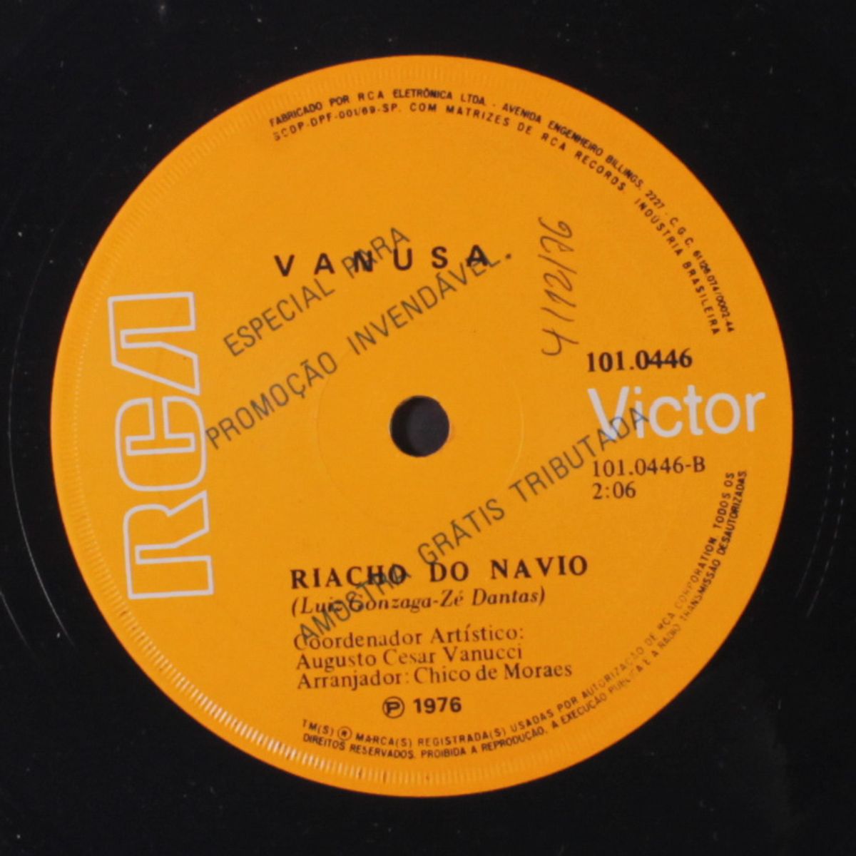 um abraco pro chico / riacho do navio by VANUSA