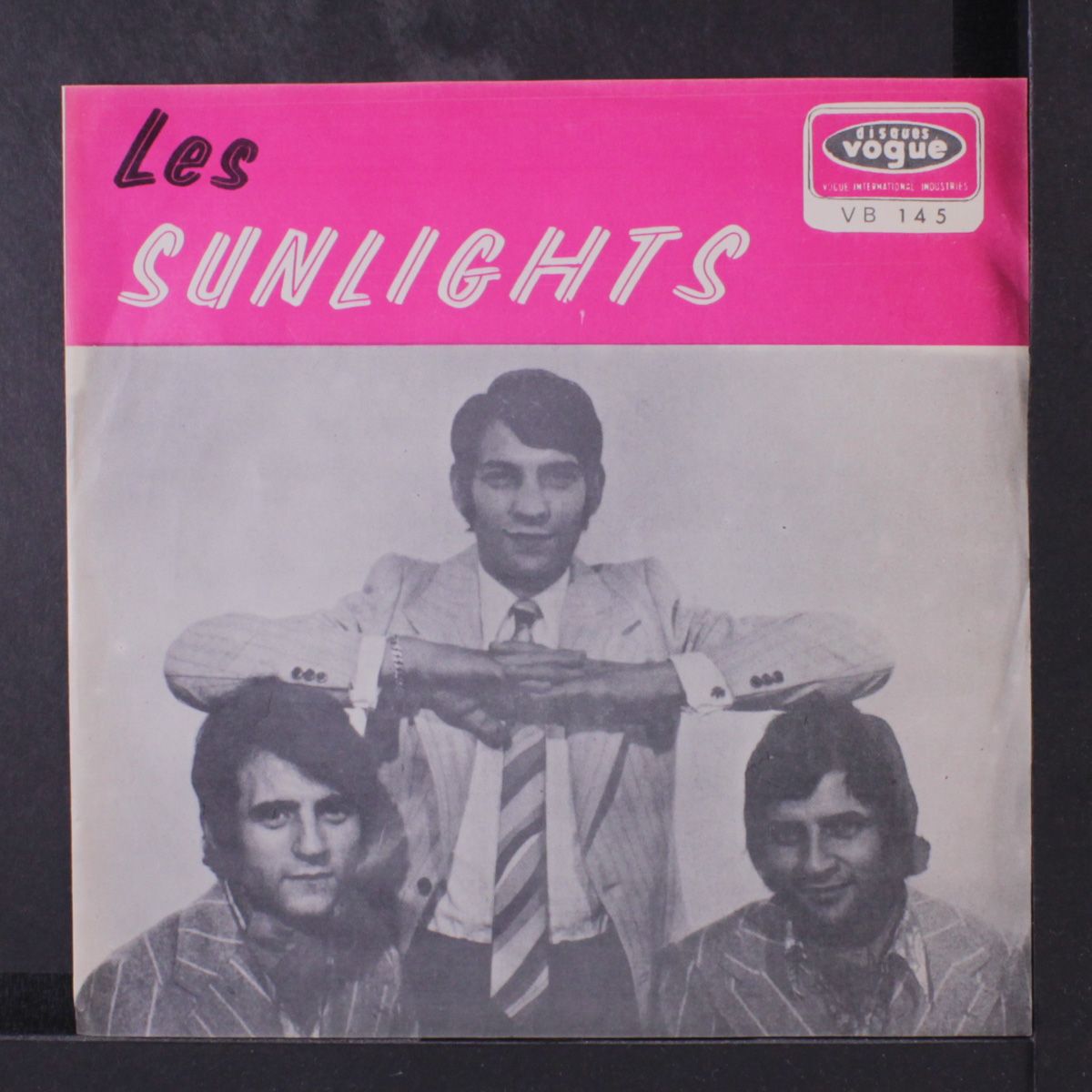 ciao / tzeinerlin by LES SUNLIGHTS