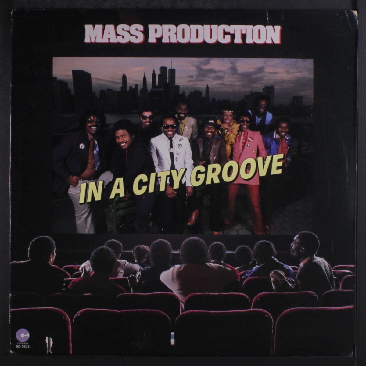 in a city groove by MASS PRODUCTION