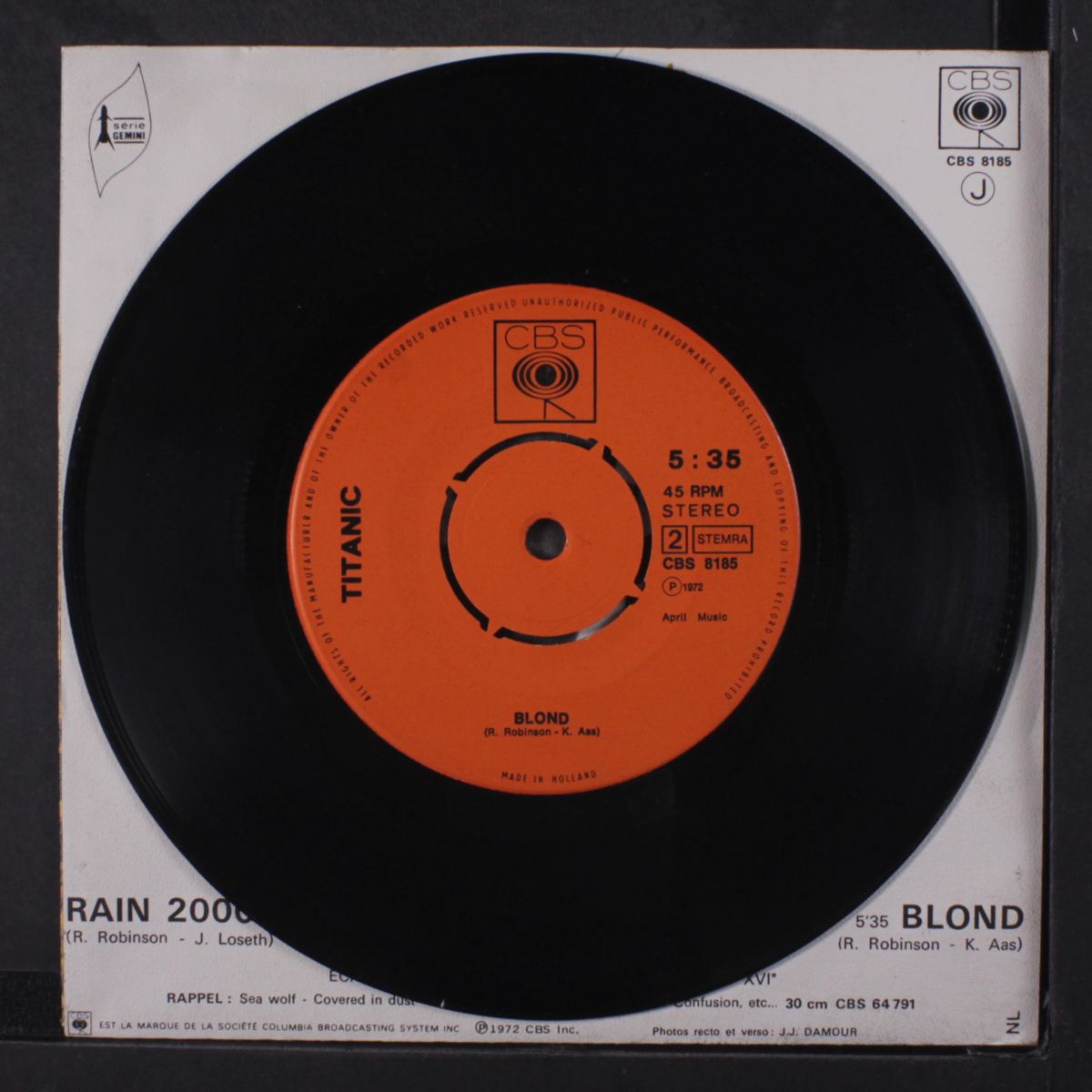 rain 2000 / mono by TITANIC