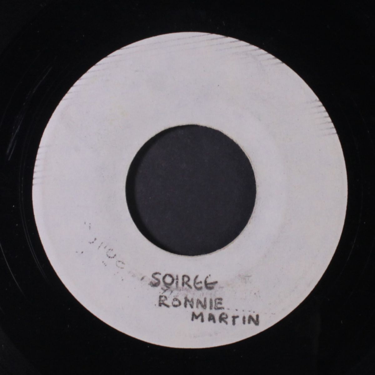 lonely soul / soiree by RONNIE MARTIN