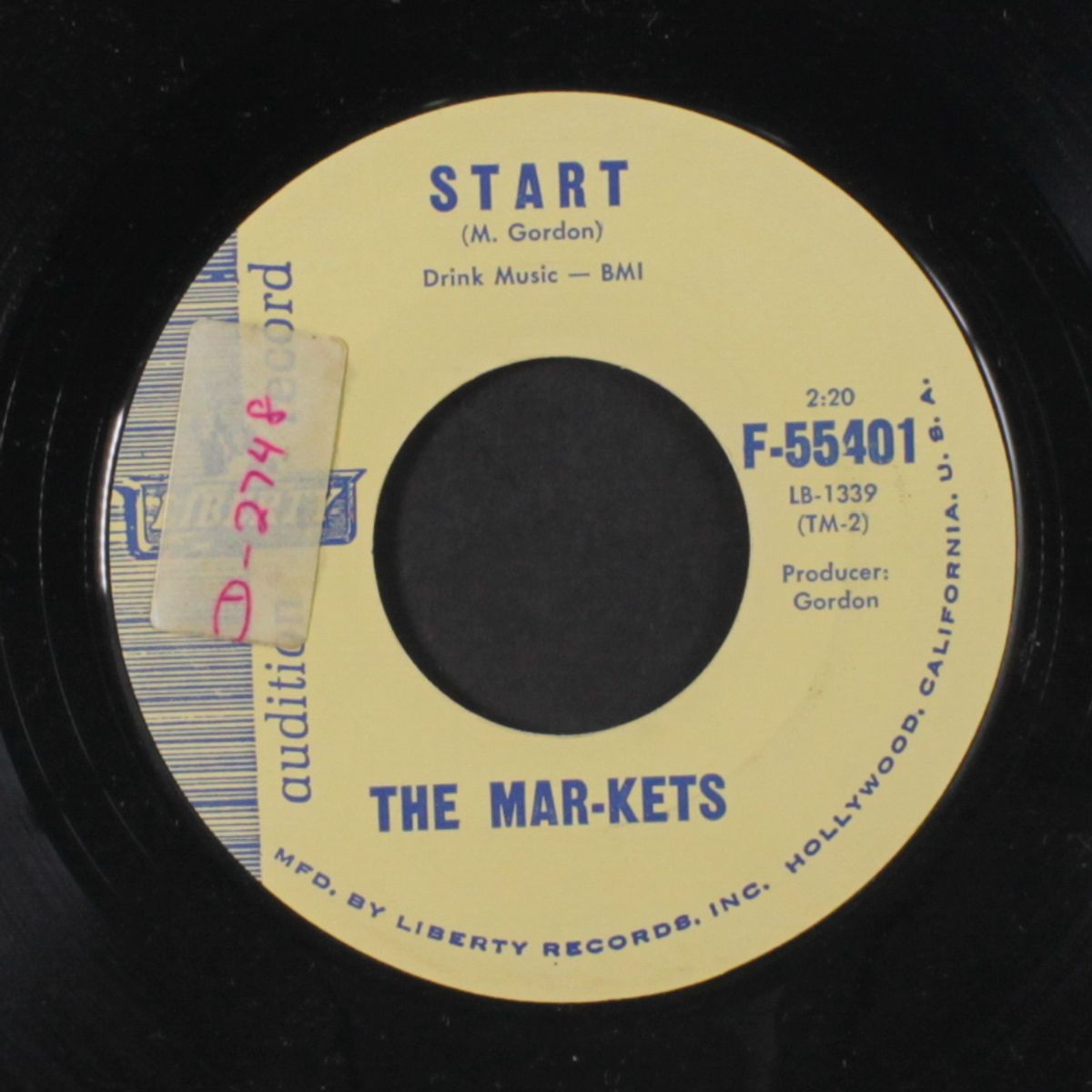 surfer's stomp / start by MAR-KETS