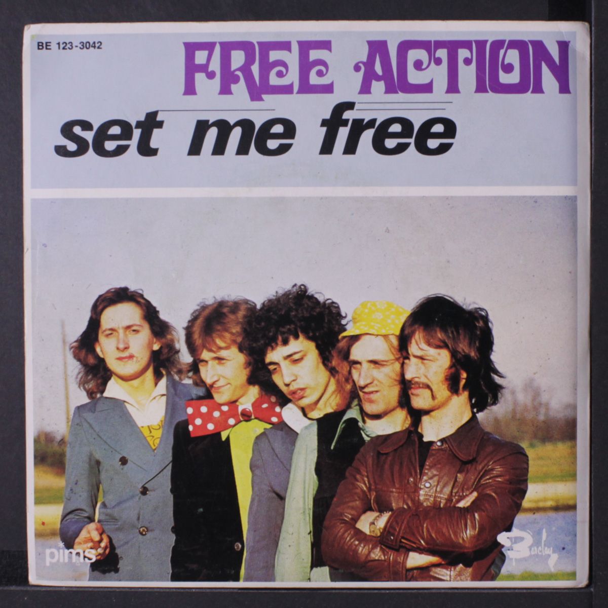 just be nice / set me free by FREE ACTION