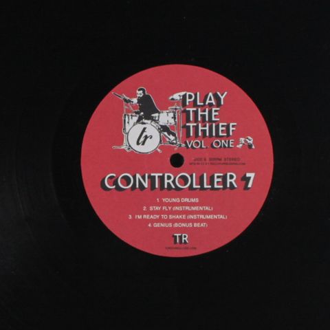 CONTROLLER 7