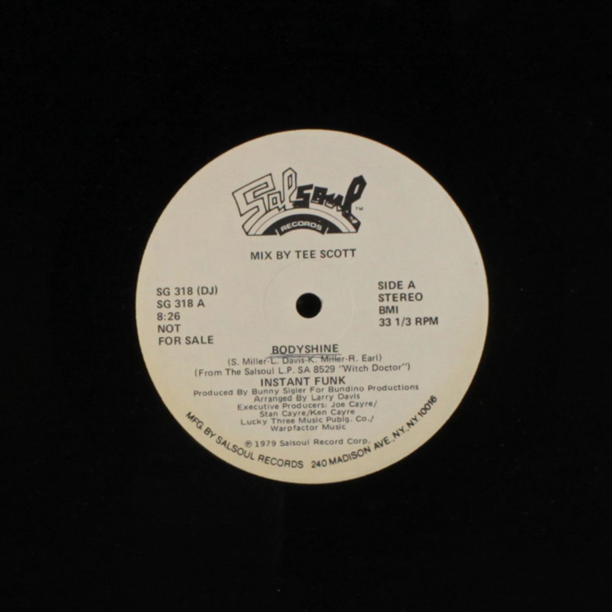 bodyshine / scream and shout by INSTANT FUNK