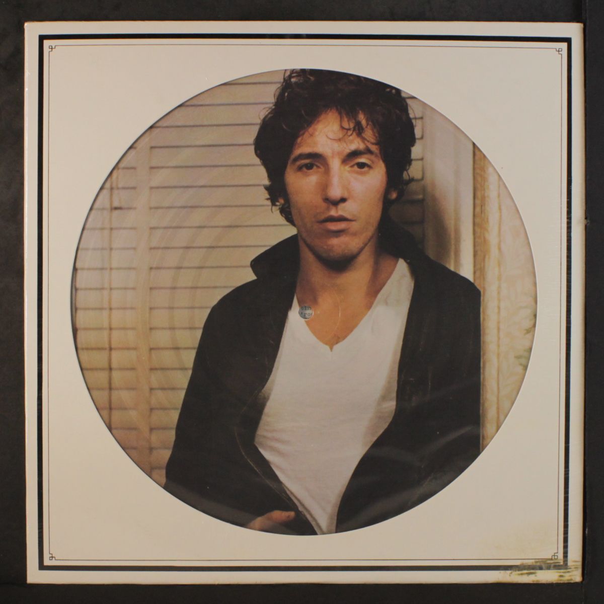 darkness on the edge of town by BRUCE SPRINGSTEEN