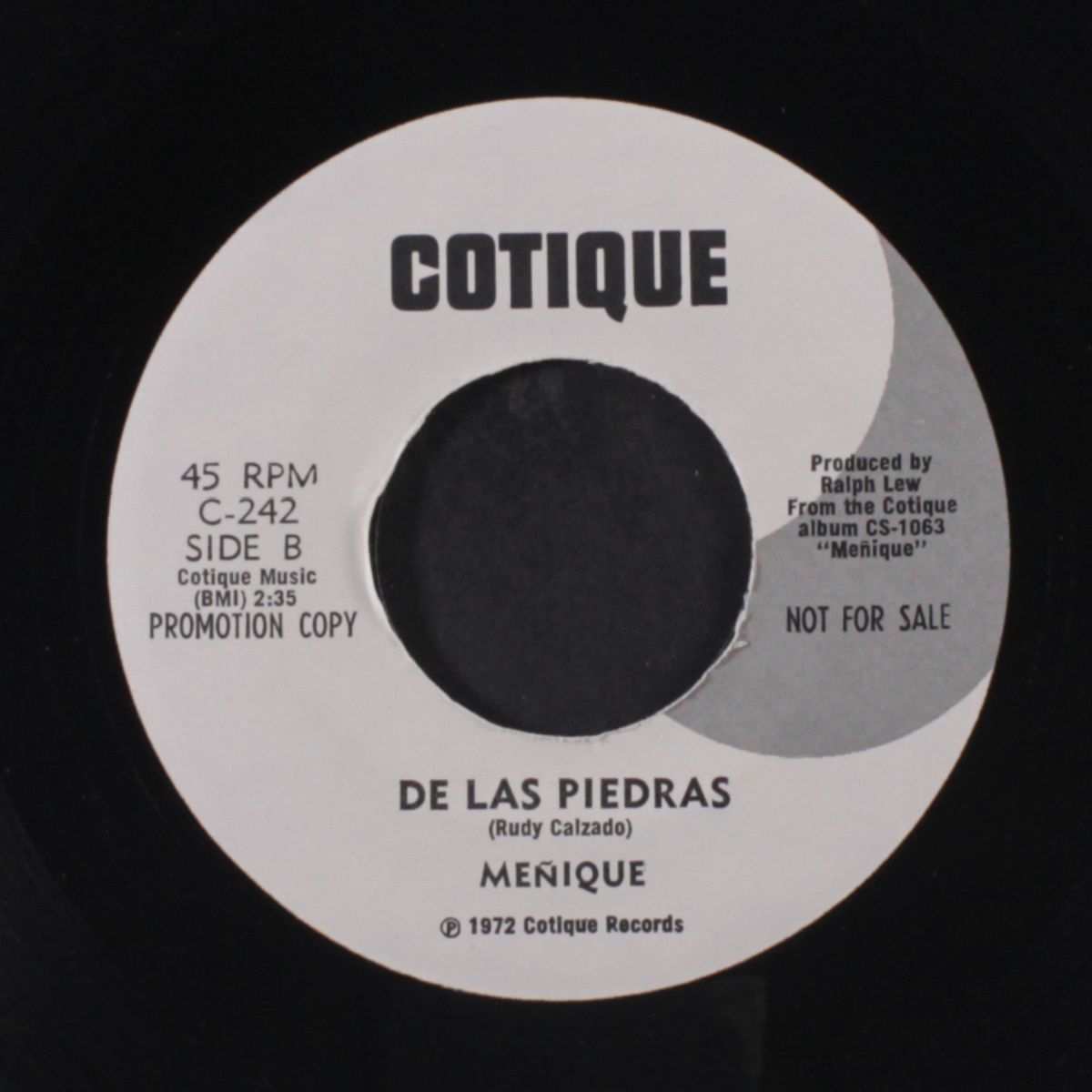 vengo potente / de las piedras by MENIQUE