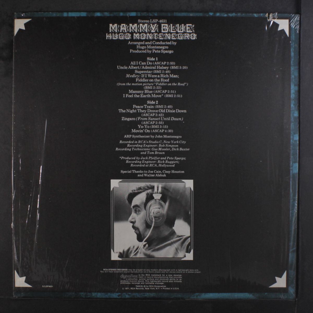 mammy blue by HUGO MONTENEGRO