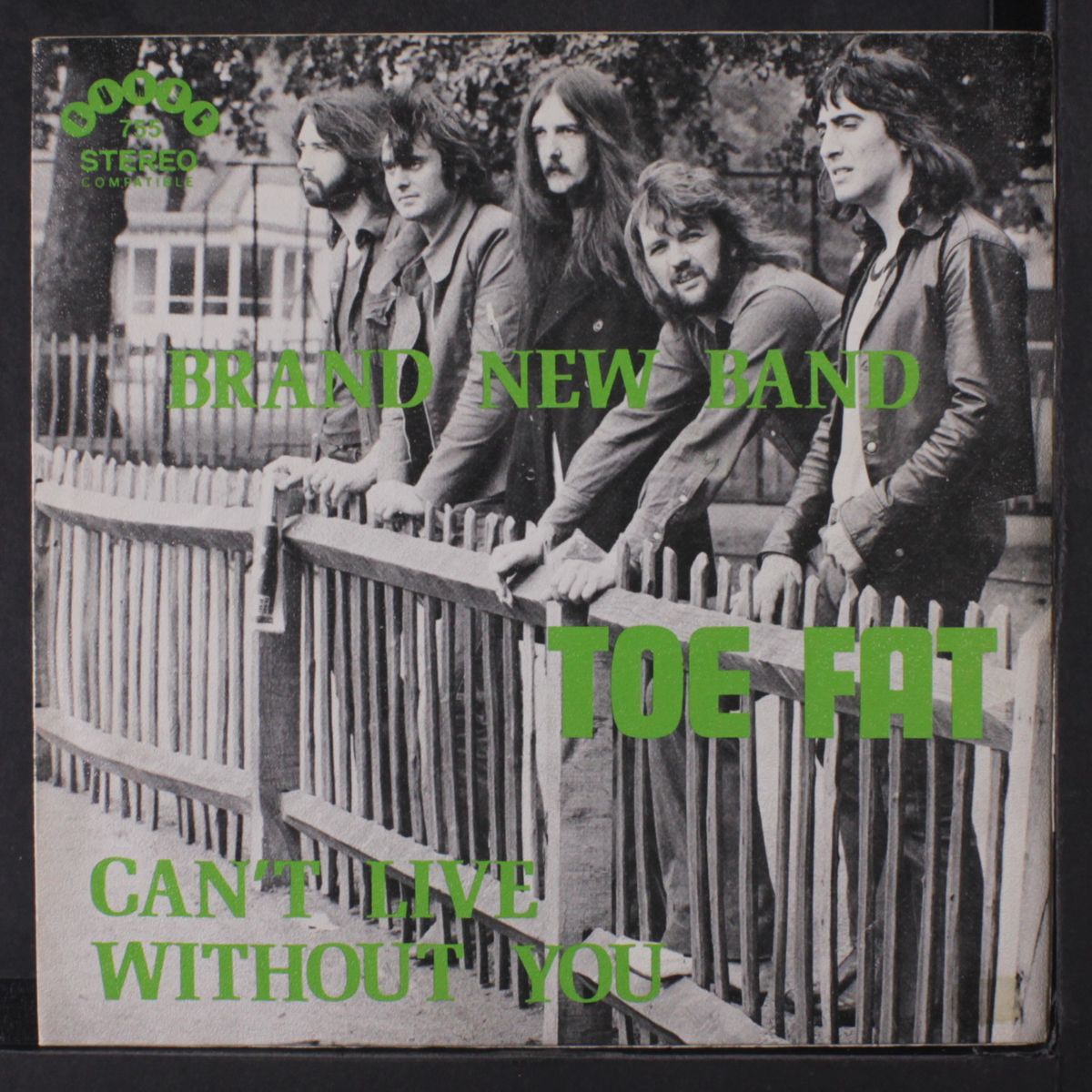 brand new band / can't live without you by TOE FAT