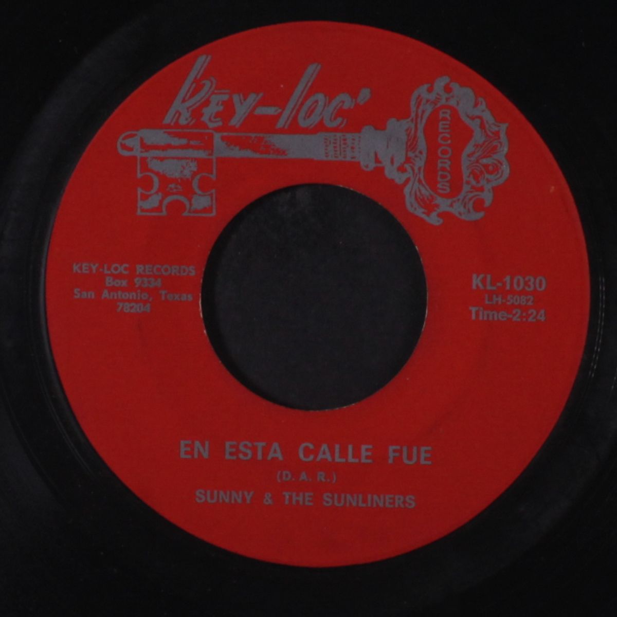 en esta calle fue / los amores de la guera by SUNNY & SUNLINERS