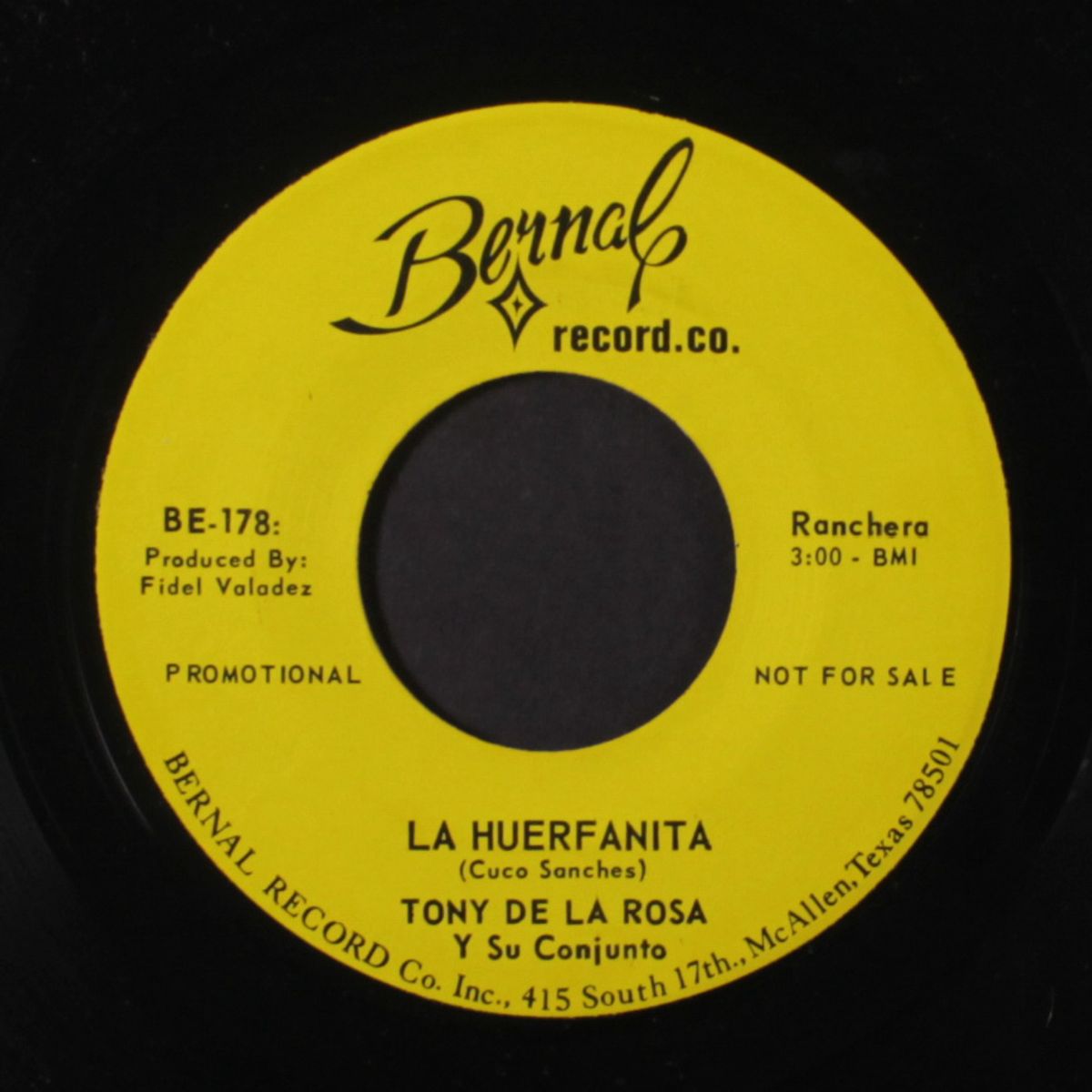 la huerfanita / dos corazones que se aman by TONY DE LA ROSA