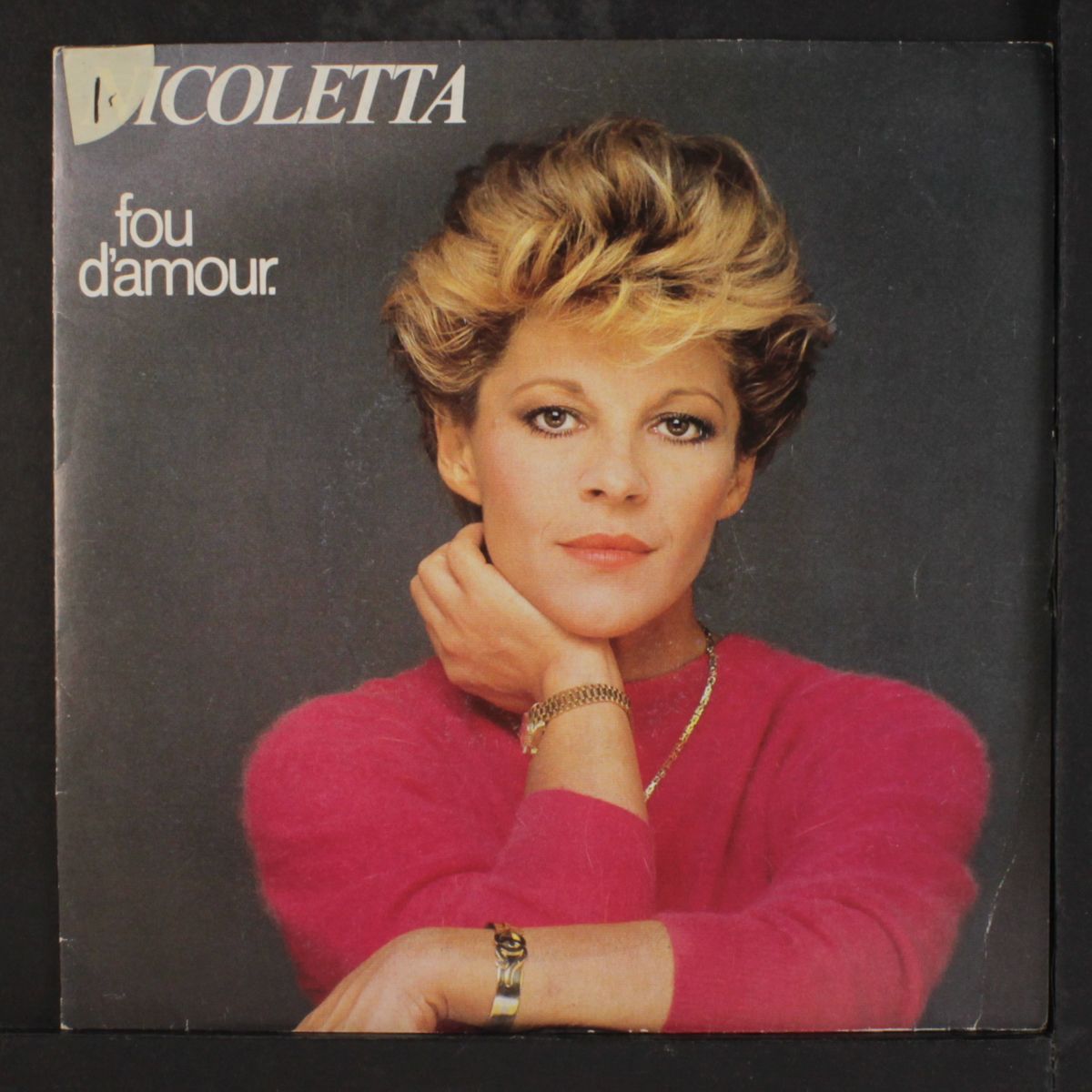 fou d'amour / qu'est-ce qui m'arrive by NICOLETTA