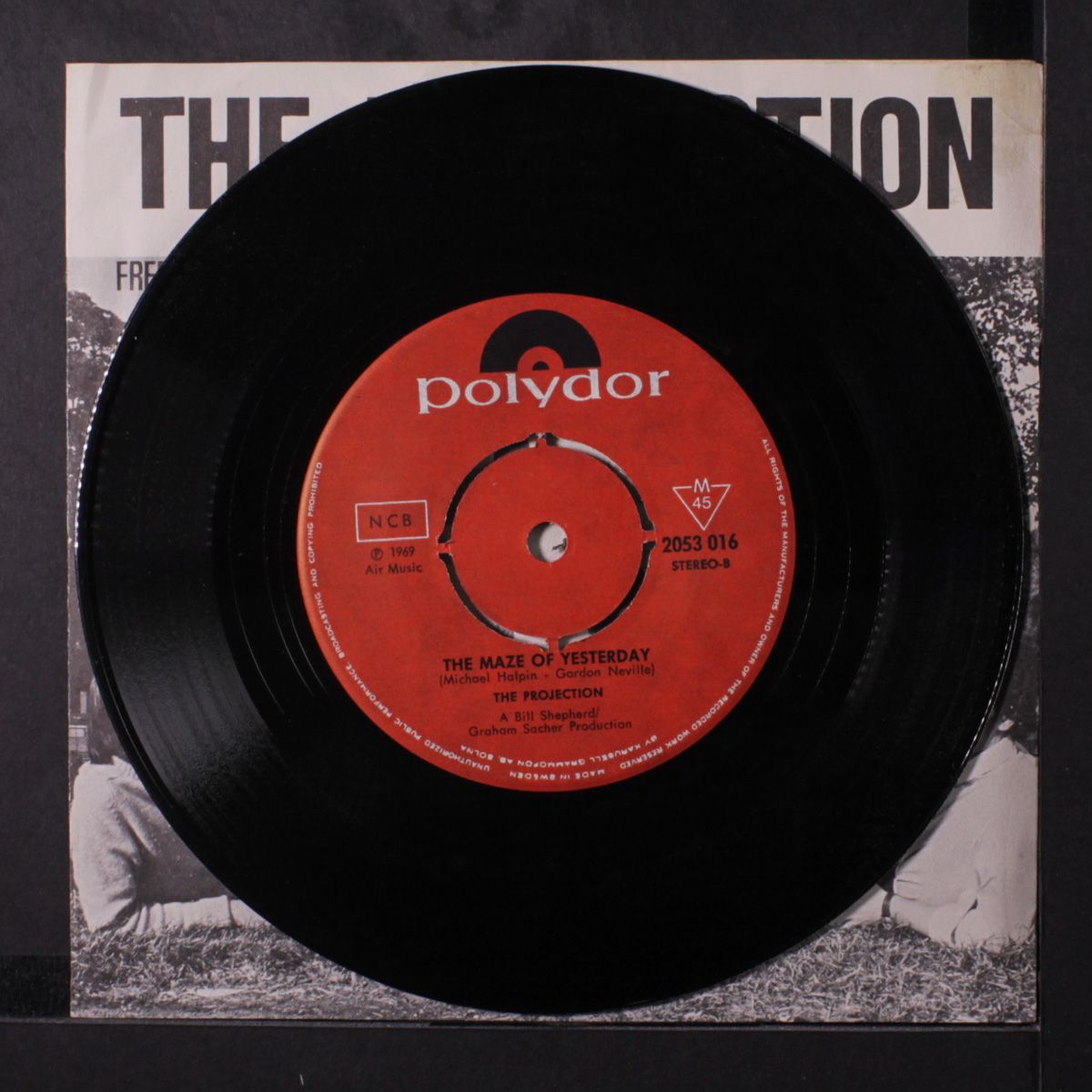 freewheel uphill / the maze of yesterday by PROJECTION