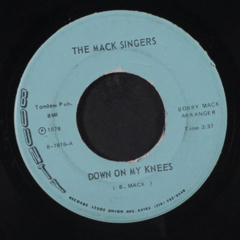 MACK SINGERS