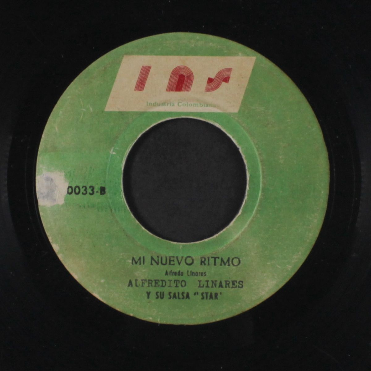 mi nuevo ritmo / la musica por dentro by ALFREDITO LINARES