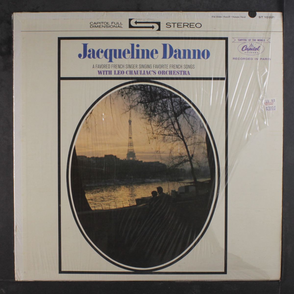 sings favorite french songs by JACQUELINE DANNO