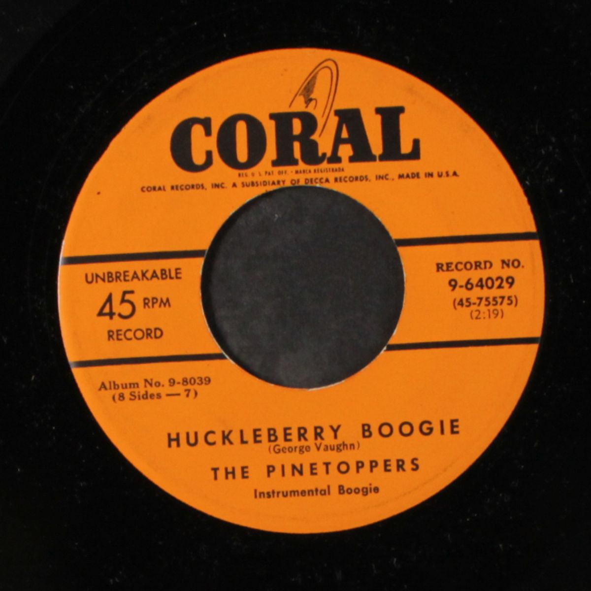 huckleberry boogie / pinetopper's blues by PINETOPPERS