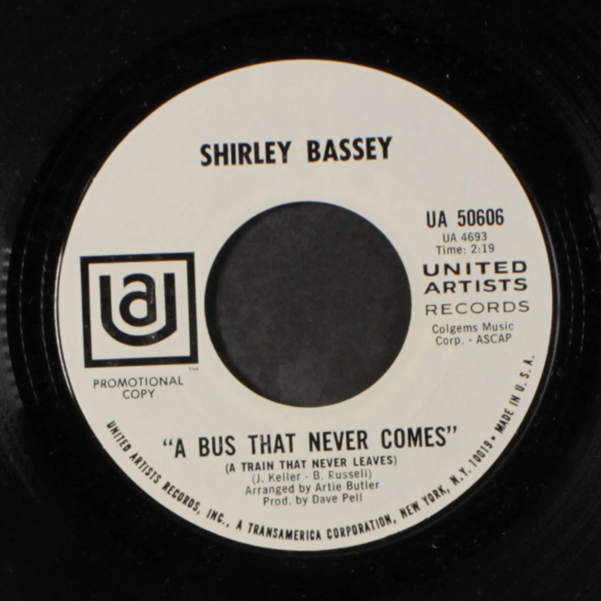 a bus that never comes / fa, fa, fa by SHIRLEY BASSEY