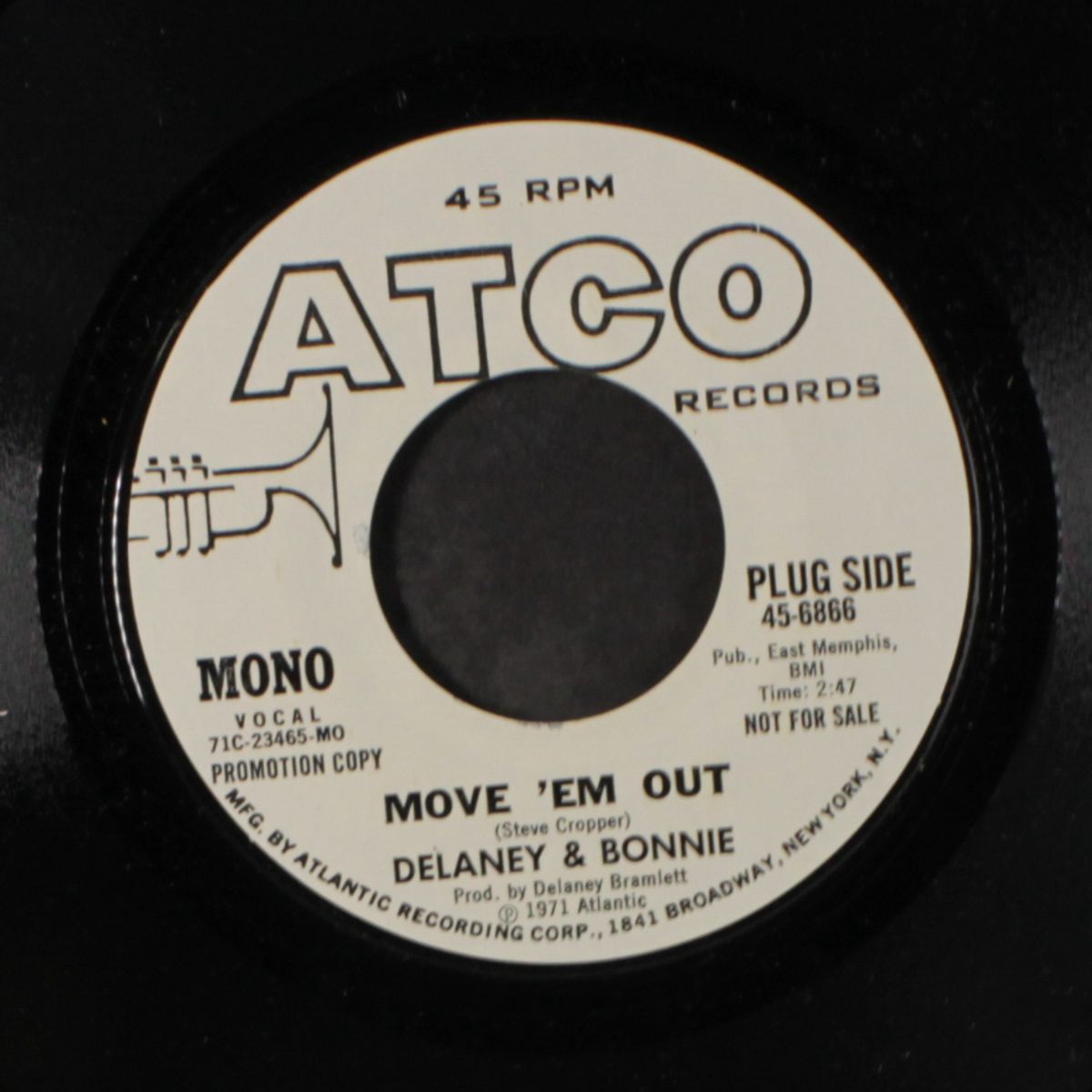 move 'em out / mono by DELANEY & BONNIE
