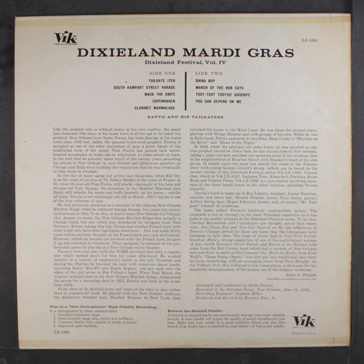 dixieland mardi gras by SANTO & TAILGATERS