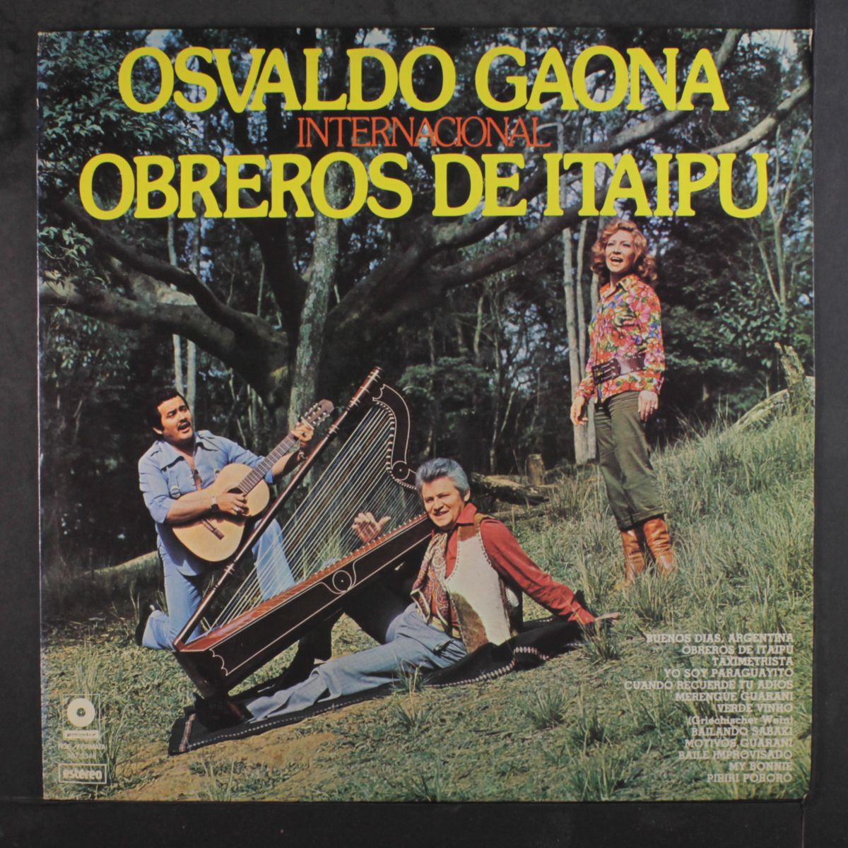 obreros de itaipu by OSVALDO GAONA