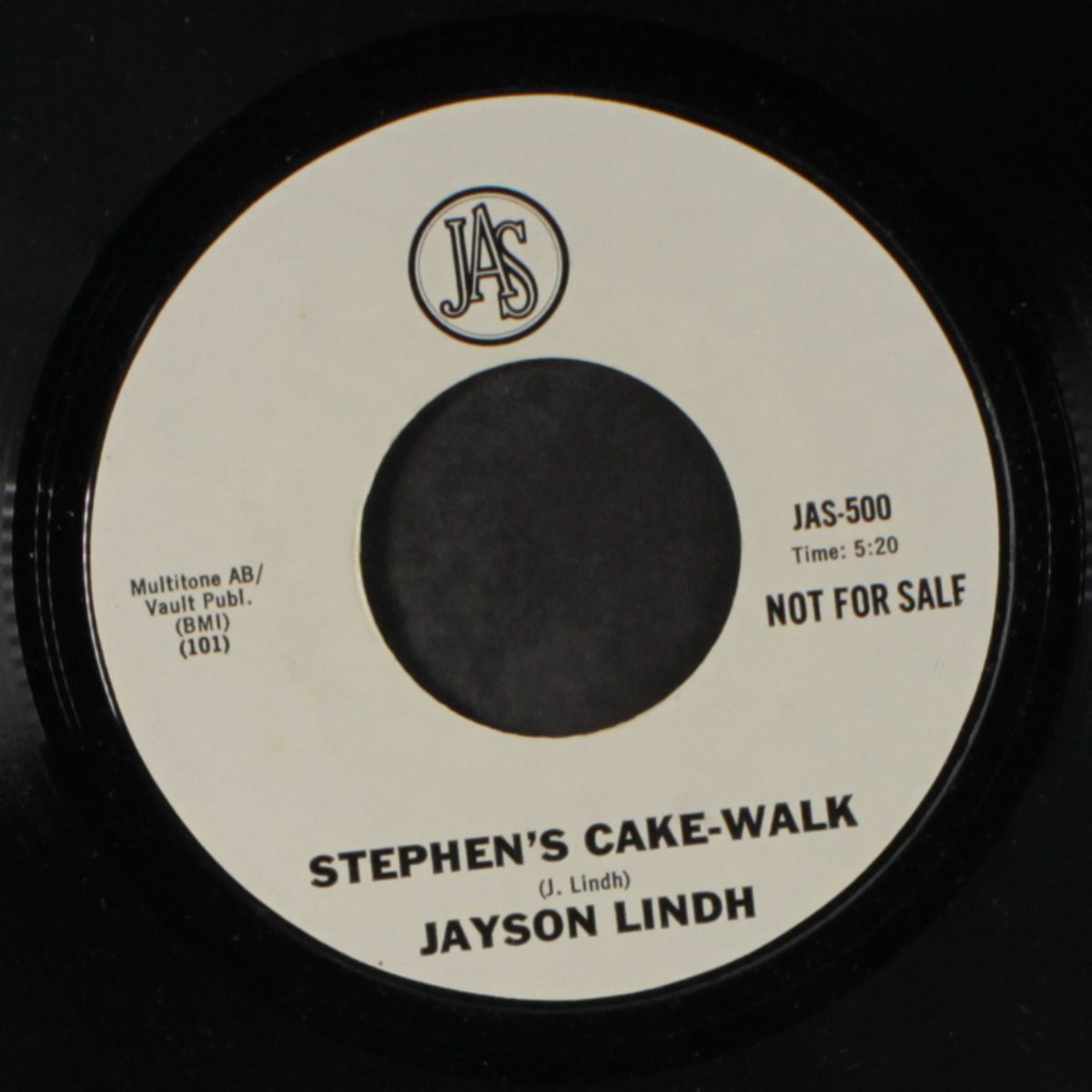 stephen's cake-walk / short by JAYSON LINDH