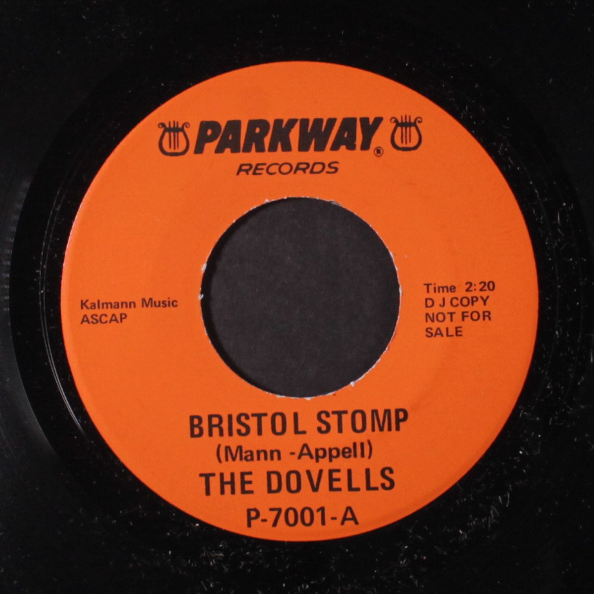 bristol stomp / bristol twistin' annie by DOVELLS