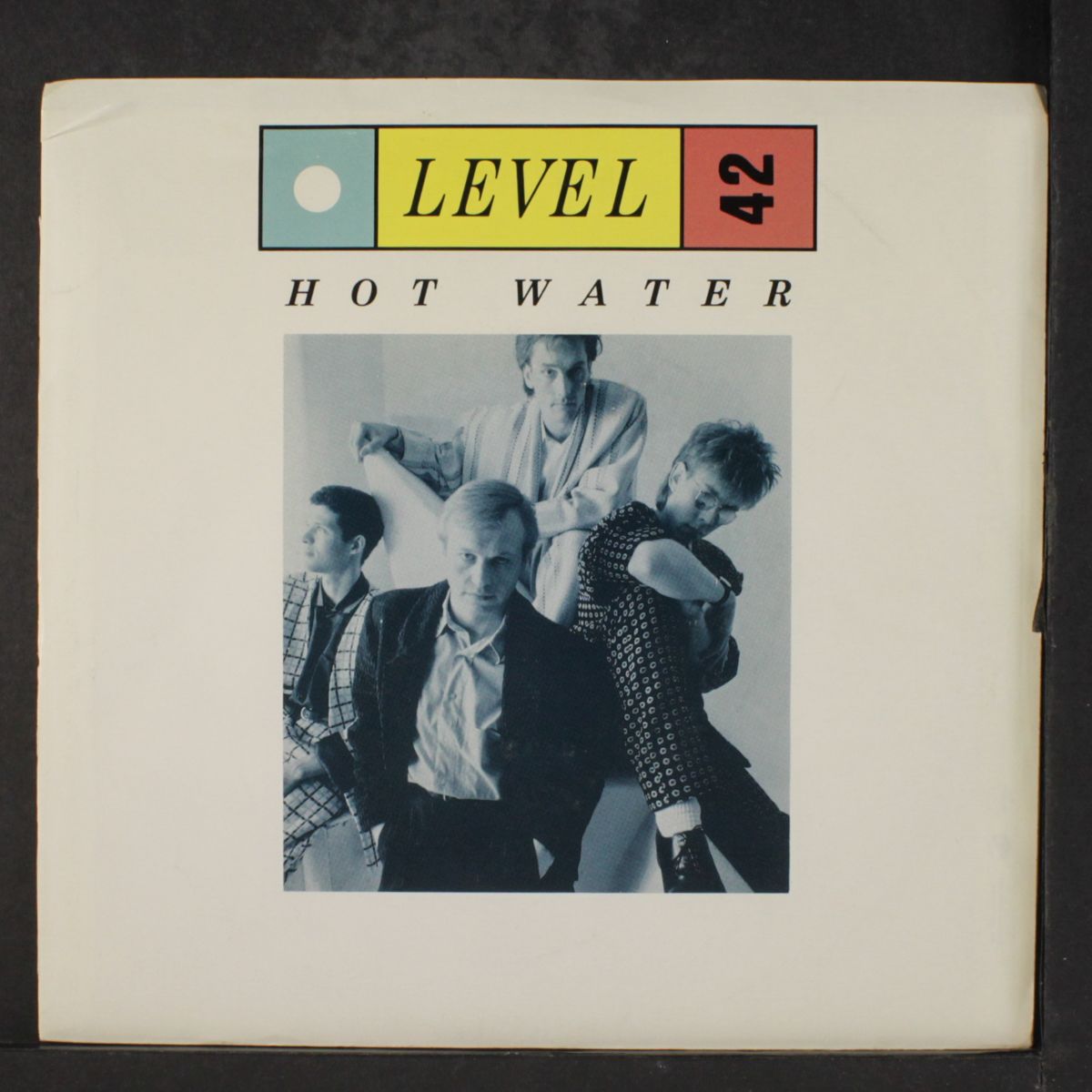 hot water / dream crazy by LEVEL 42