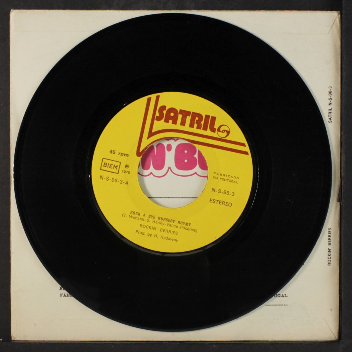 rock a bye nursery rhyme / long time ago by ROCKIN' BERRIES