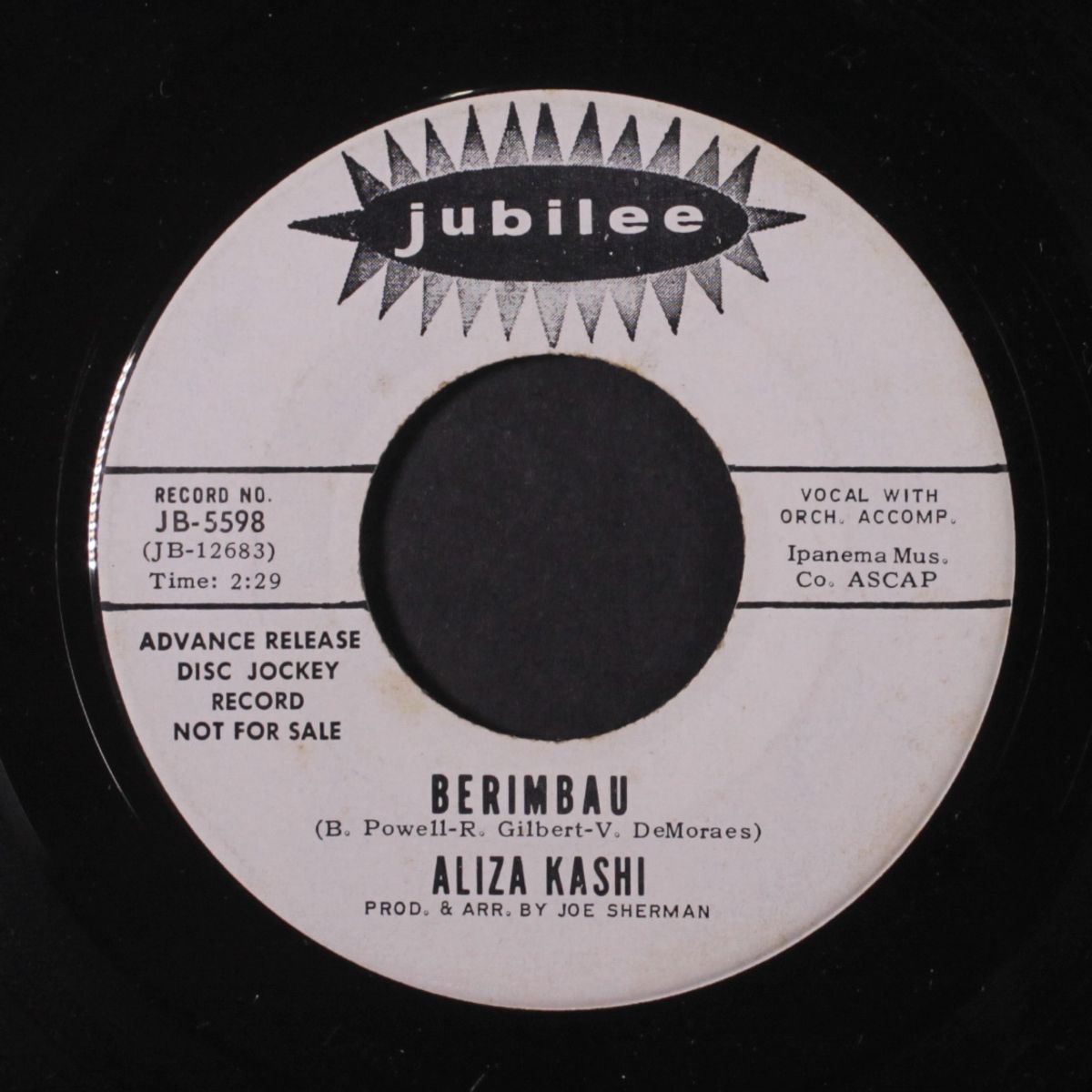 a man and a woman / berimbau by ALIZA KASHI