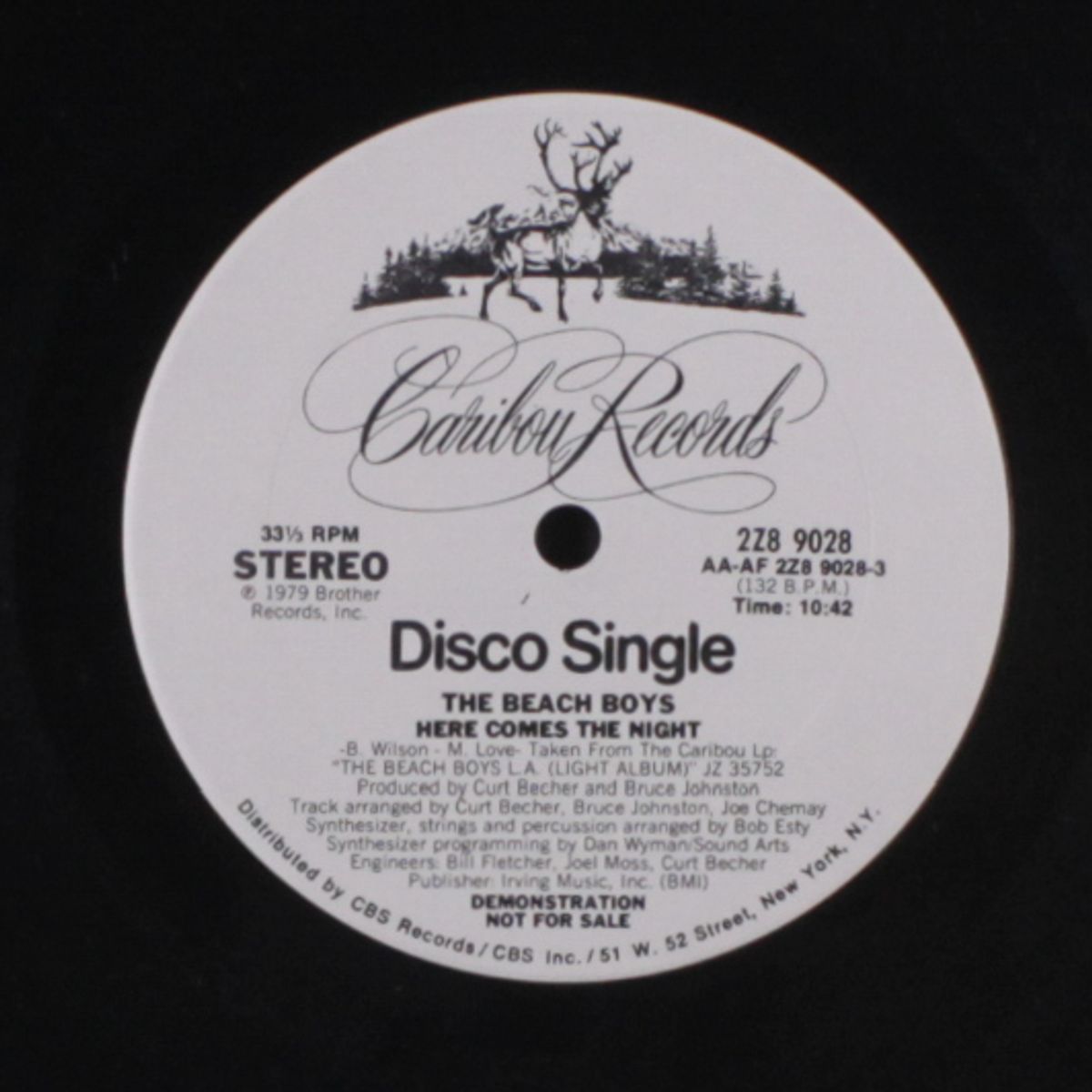here comes the night / instrumental by BEACH BOYS