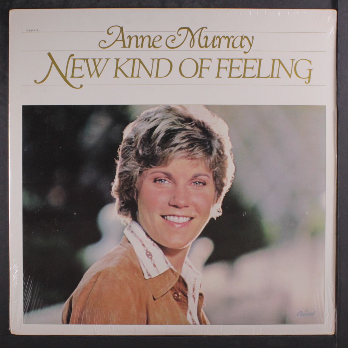 new kind of feeling by ANNE MURRAY