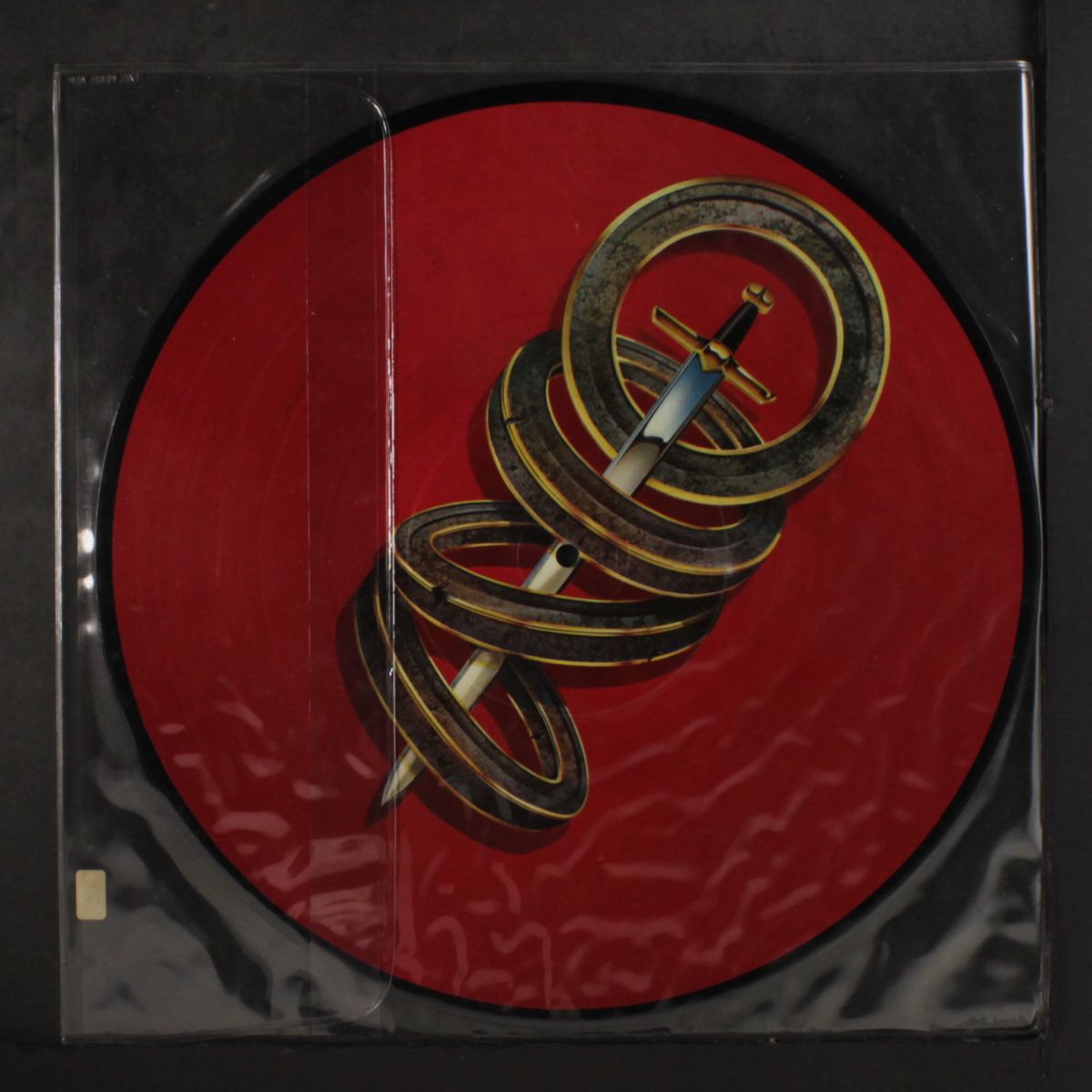 iv by TOTO