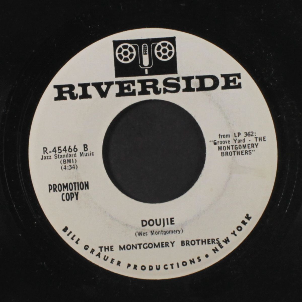 groove yard / doujie by MONTGOMERY BROTHERS